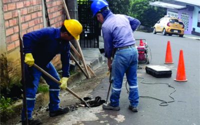 La Empresa de Servicios de Florencia S.A. E.SP. – SERVAF S.A. E.S.P realiza trabajos de instalación de válvula en línea de conducción de la Comuna Sur.