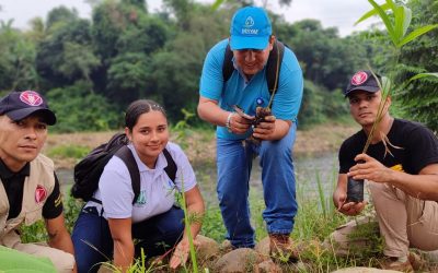 Manos unidas en defensa del río Hacha